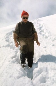 Don Angelo Viganò Marcia in mezzo alla neve alta (Maria Rosa Lo Bosco)